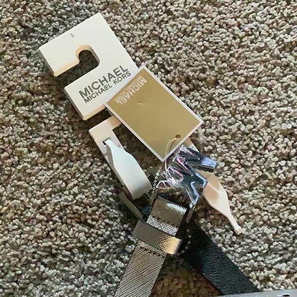 Michael Kor’s 2 for 1 Belt Set Silver & Black main image 6